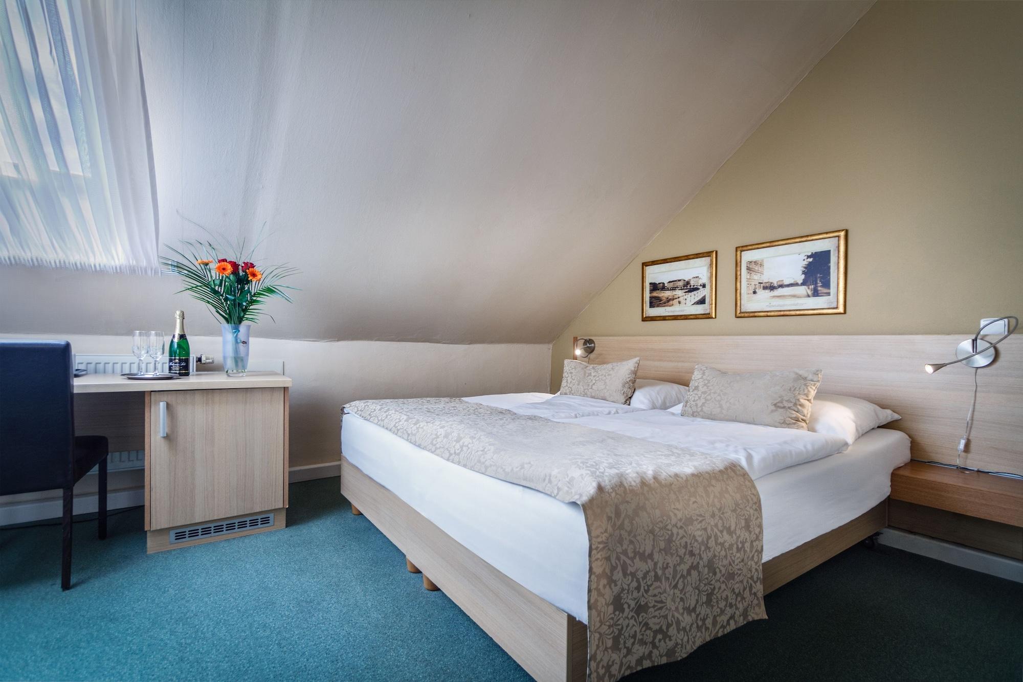Taurus 4* Prag