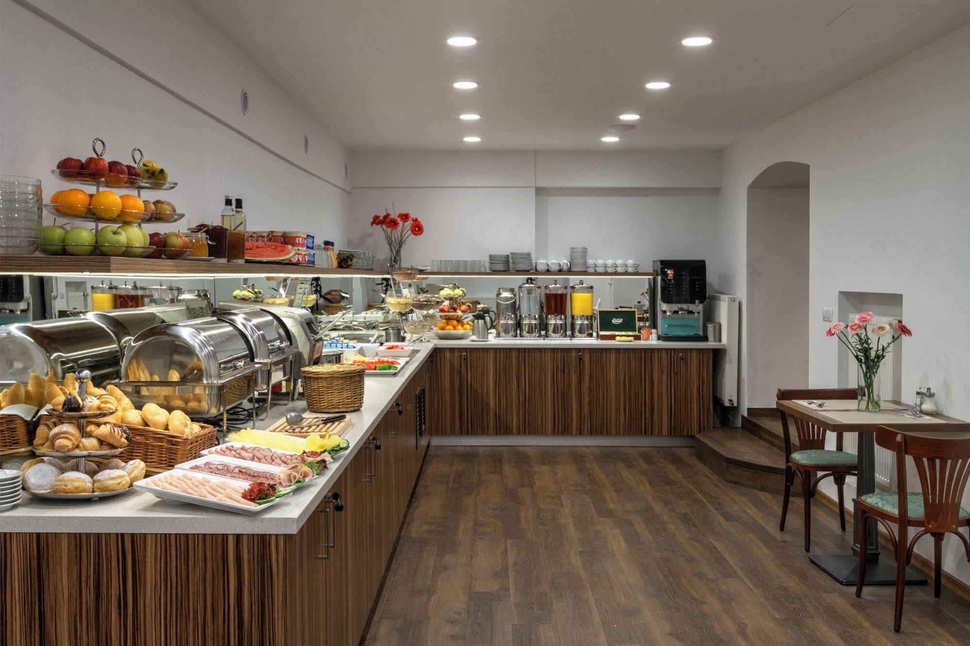 Taurus 4* Prag